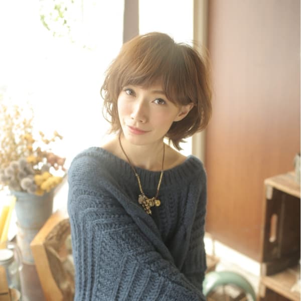 ふんわりカールでガーリーな甘ボブ