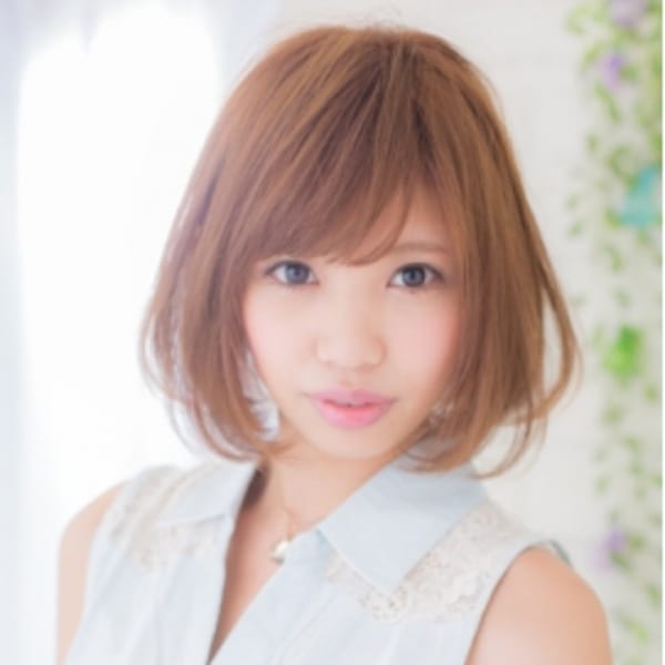 フェミニンボブ