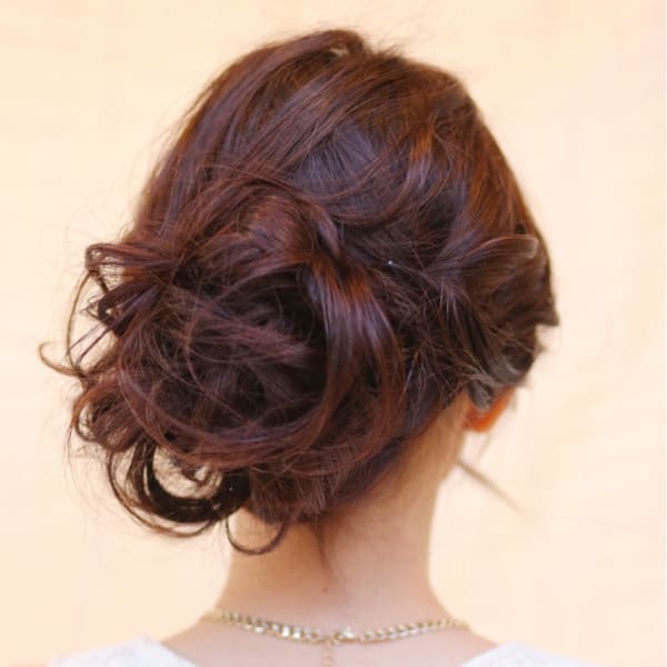 ルーズなまとめ髪★結婚式、二次会に♪
