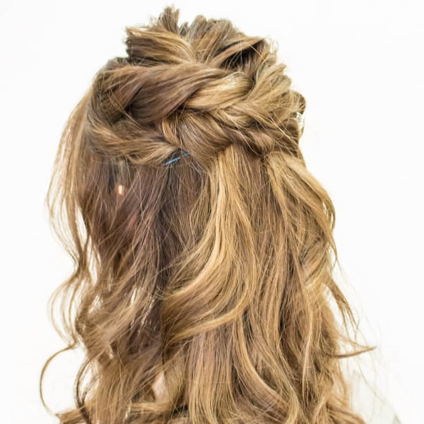 ゆらぎハーフアップ