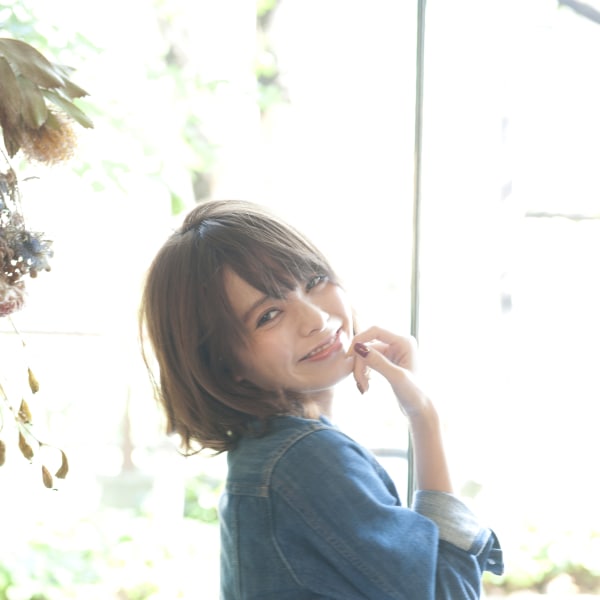 人肌が恋しい季節に似合うセミディヘア