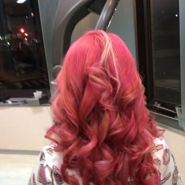 ヘアーカラーフラッシュピンク