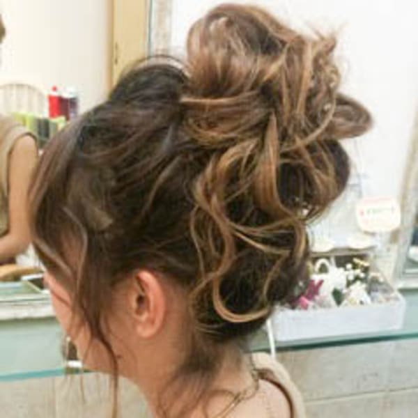 上目アップで華やかに♪