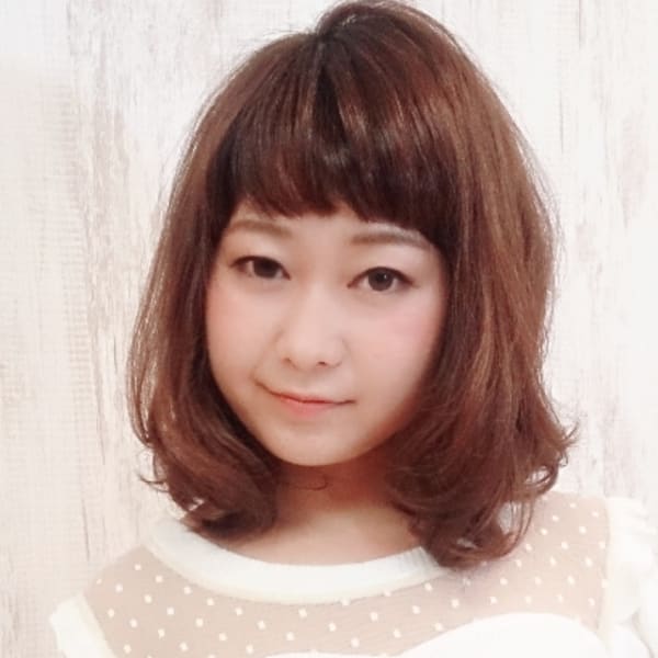 短め前髪×チョコレートブラウン