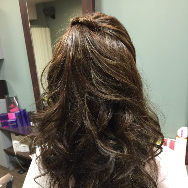 オススメ順 30代 ヘアアレンジ カール グラデーションカラーの髪型 ヘアスタイル 楽天ビューティ