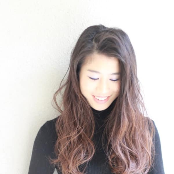 【サイドパート】根本暗髪×無造作カール
