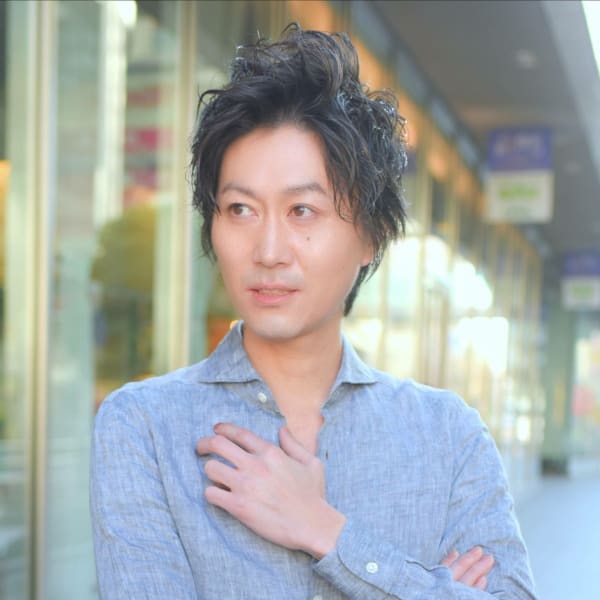 アップバングショートウルフ