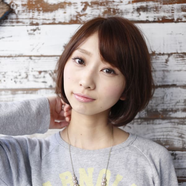 フェミニンボブ