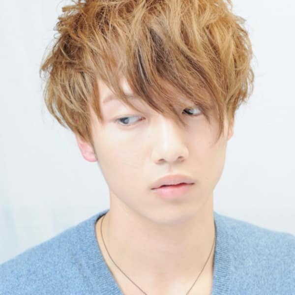 ナチュラルな動きを巧みに操り今時なイケメンを表現