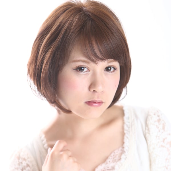 髪本来の美しさを奏でる　大人なアムールボブ　内巻き