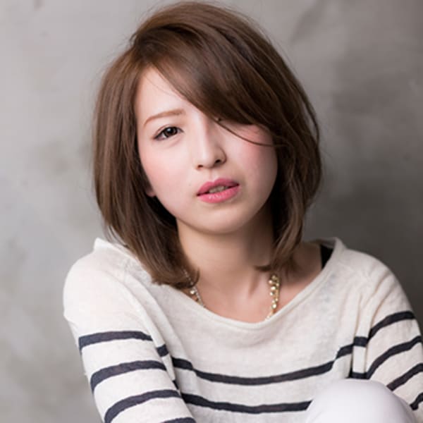 大人グラムなショートボブ