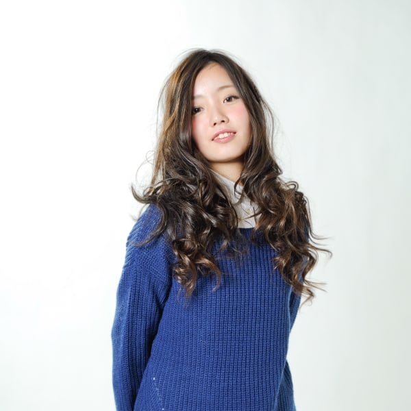 大きめのカール|and