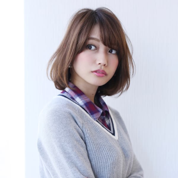 ワンカールボブ|髪質改善&縮毛矯正 DOLL阪急高槻 ハイライト/白髪ぼかし/Men’s