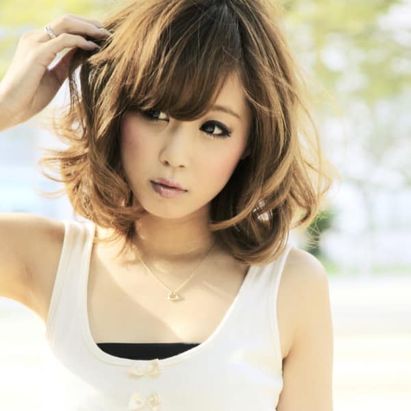 重めバングのエアリーカール☆ウェービーセミディ♪