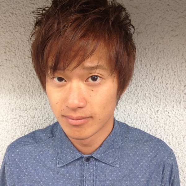 動きがある流しバング無造作束感ショート