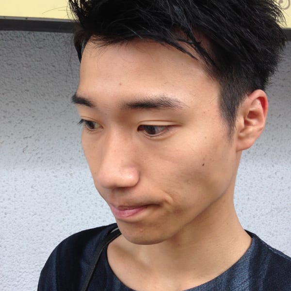 ビジネススーツにも似合うツーブロック束感ショート