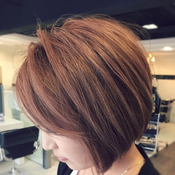 大人可愛い☆前下がりボブ×ハイライトベージュカラー