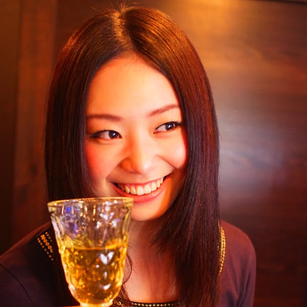 小顔に見えるストレートロングスタイル