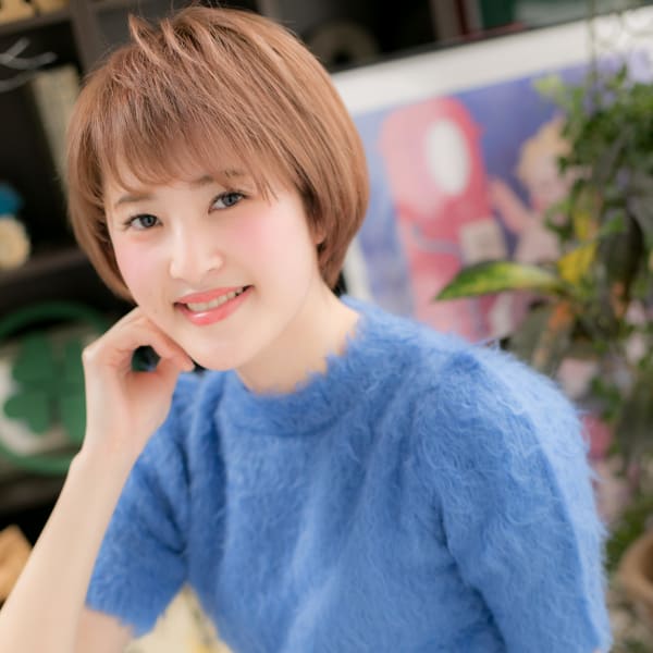 束感あるひし形シルエットショート