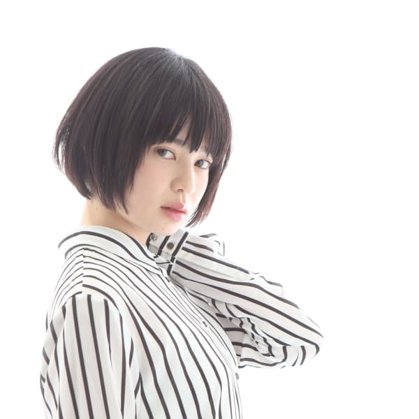 人気ヘア シンプルナチュラル黒髪ボブ|sola:neolive 相模大野店
