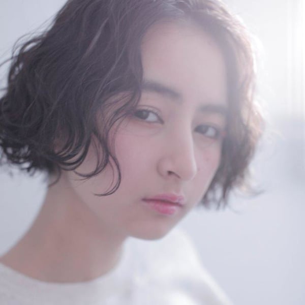 フェザーウェーブショートボブ