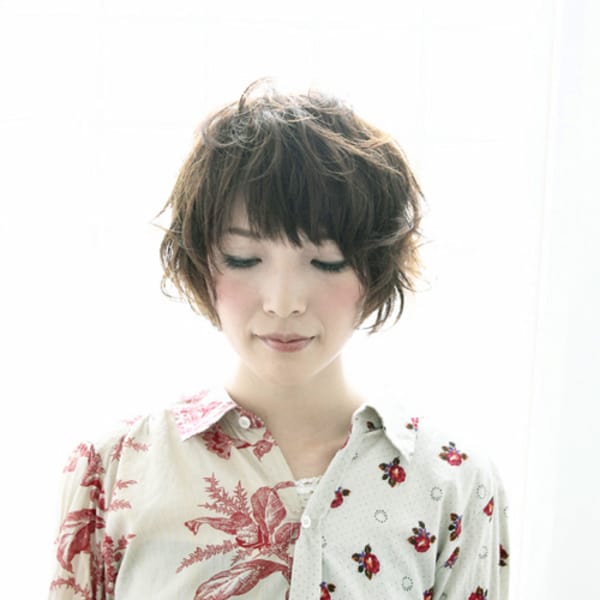 ふんわりショート|carre' hair