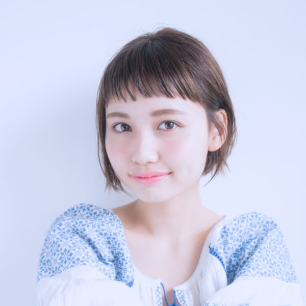 片耳かけで♪さわやか前下がり 大人シンプルショートボブ
