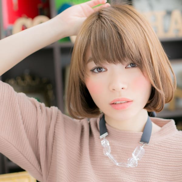 オシャレな個性的ボブ