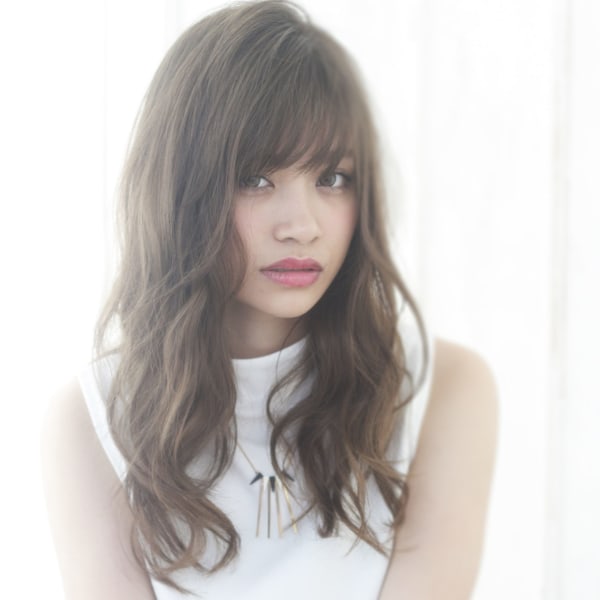 夏は明るめ！グラデーションカラーハイライトロング