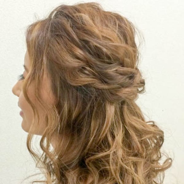 ふわふわハーフアップ