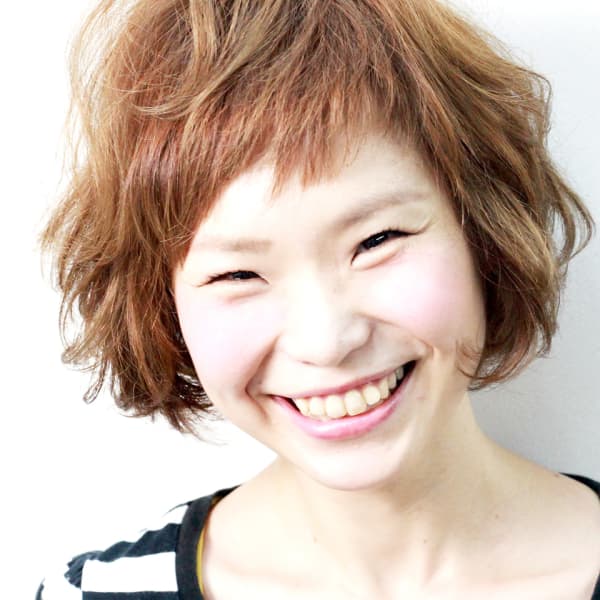 風を感じるヘアカラー|Hair Make ORANGE tre