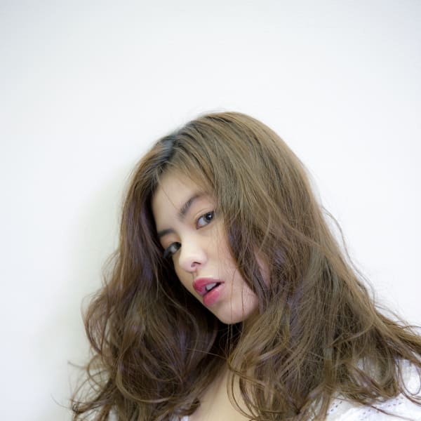 外国人・外人風の透け感パーマ