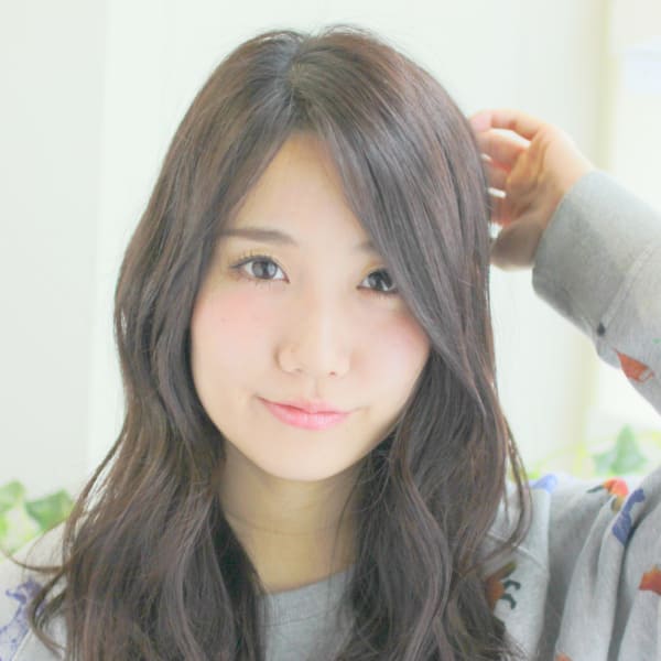 ナチュラルニュアンスカール|プリズムヘアーデザイン