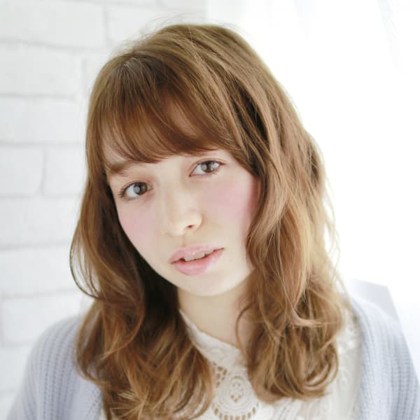 オシャレカジュアルフェミニンパーマ|プリズムヘアーデザイン