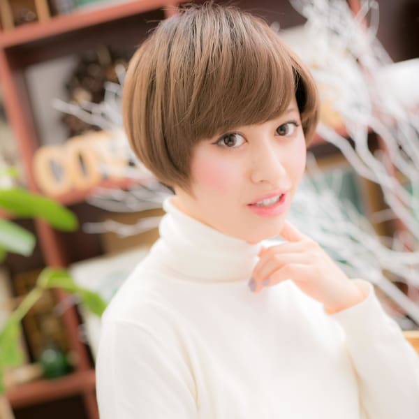 ツヤ色マッシュショート