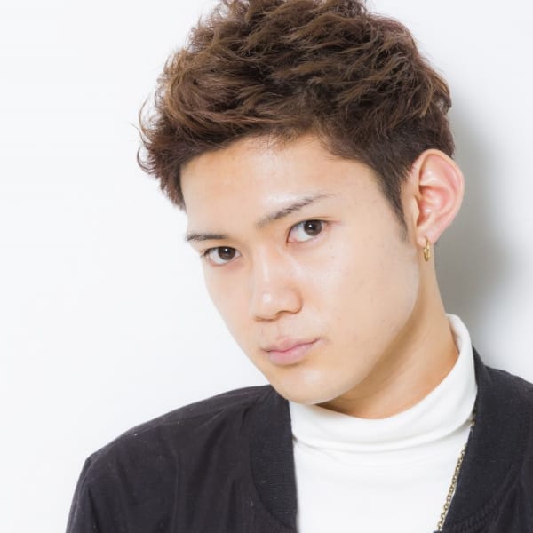 メンズのオススメ順 カラー ナチュラル ウルフの髪型 ヘアスタイル 楽天ビューティ