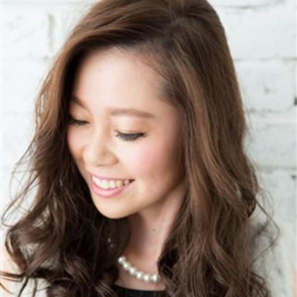 巻き髪くすみアッシュ