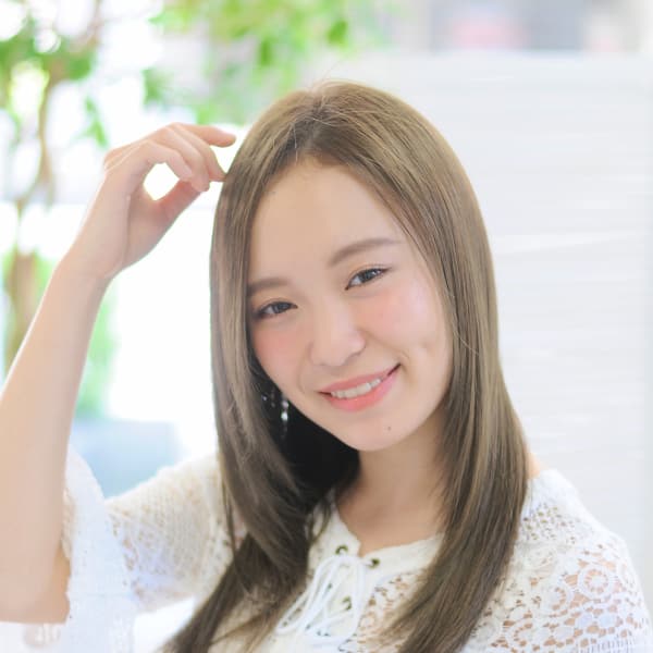 しっとり艶ストレート