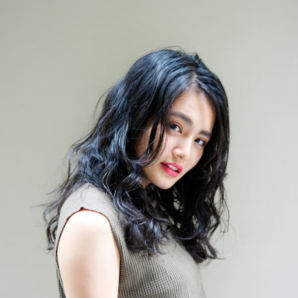 外国人風の東京ウェーブスタイル