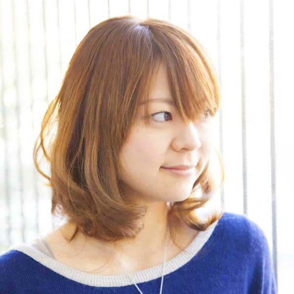 愛され美髪ミディ～マーメイドアッシュ|VOLUTTA