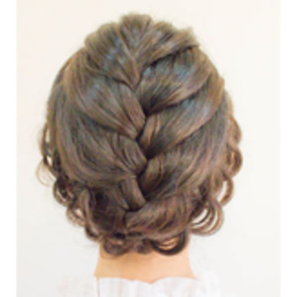 大きめ編み込みアレンジ