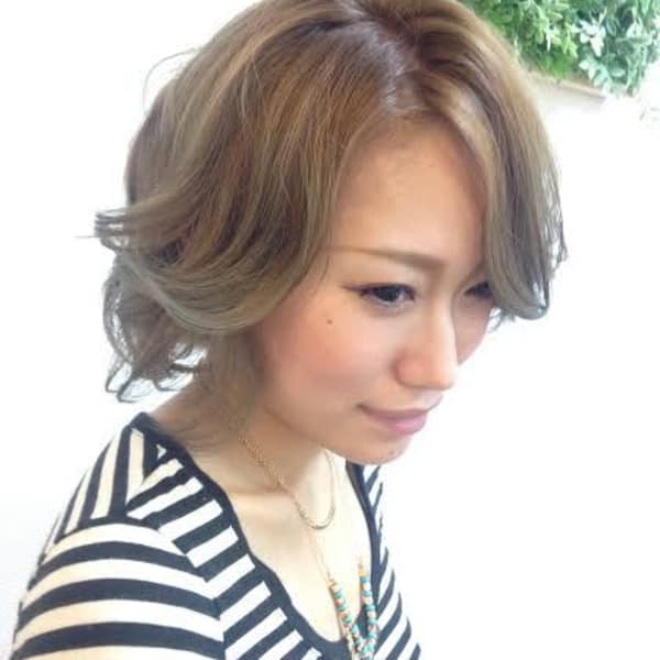 スモーキーアッシュ×ミディアムグラデーション|Grow