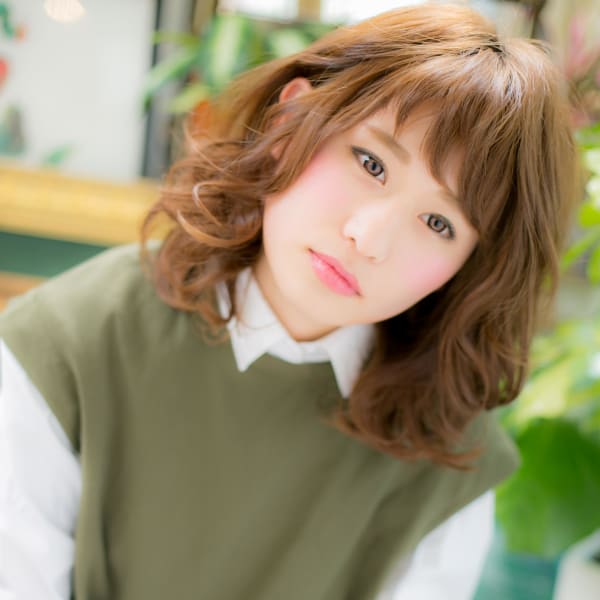 ガーリーなふわミディ