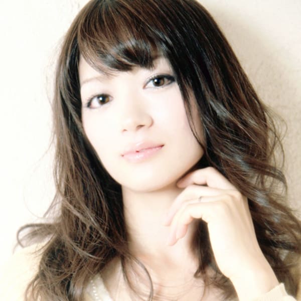 クシュっカールとダークカラー|relax garden hair