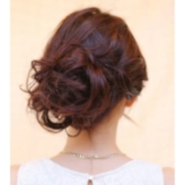 ルーズなまとめ髪★結婚式、二次会に♪