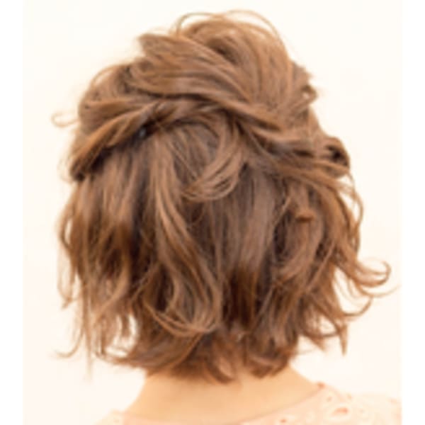 ボブでもかわいくアレンジ