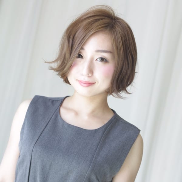 外ハネ カジュアルボブ|ANTENA LINKS店