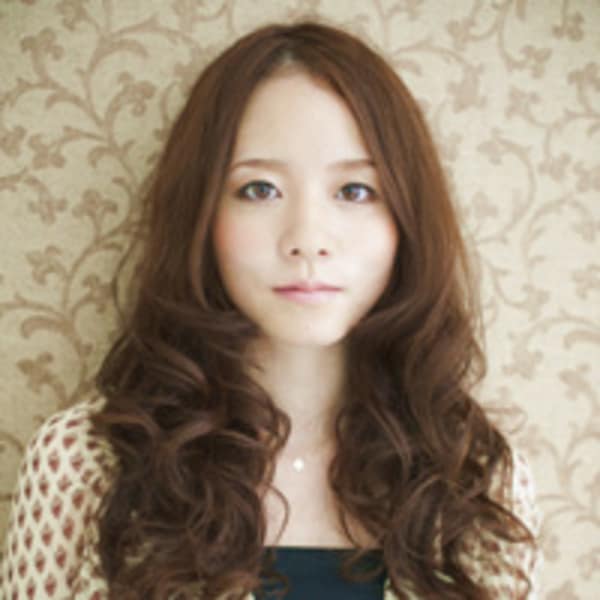 大人フェミニンウェーブ|Hair salon FIARCE