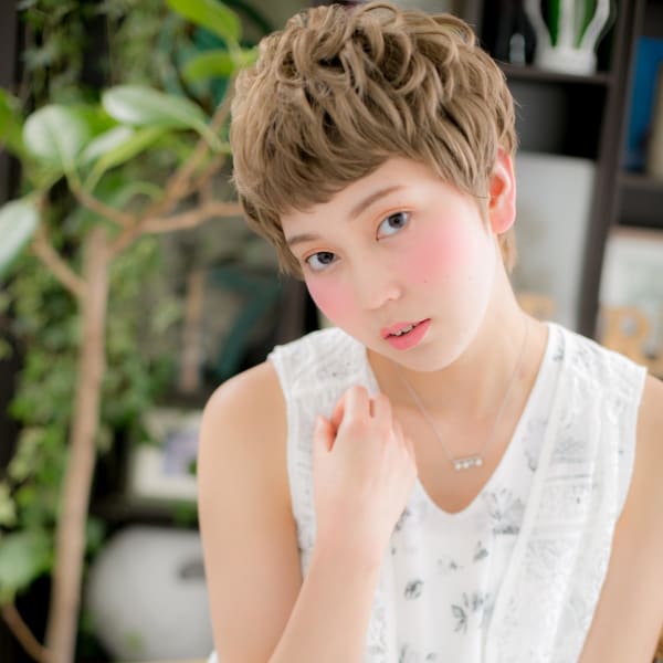 クールなエアリーショート