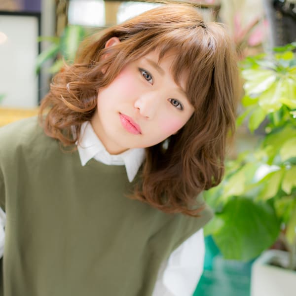 ガーリーなふわミディ